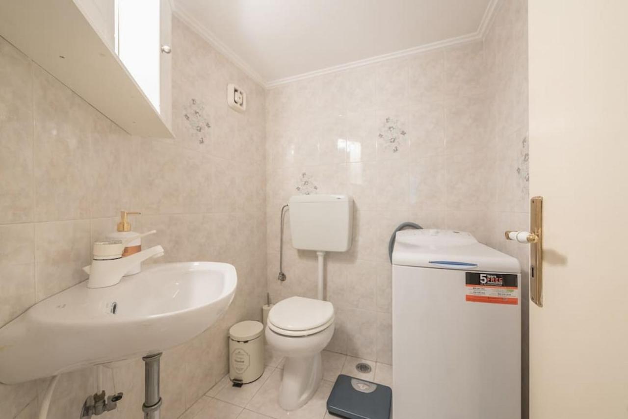 Central 3Br Apartment Next To Panormou Metro! Atény Exteriér fotografie